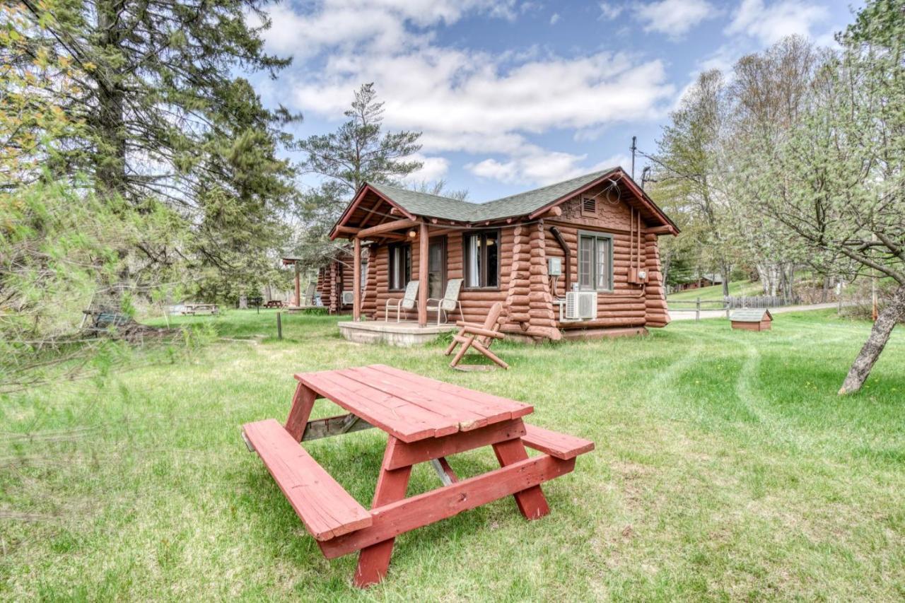Edgewater Resort Iron Mountain Εξωτερικό φωτογραφία