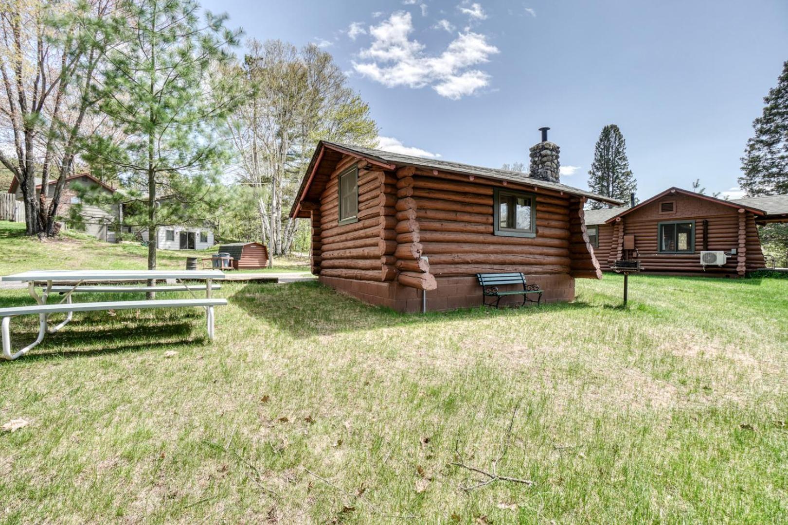 Edgewater Resort Iron Mountain Εξωτερικό φωτογραφία